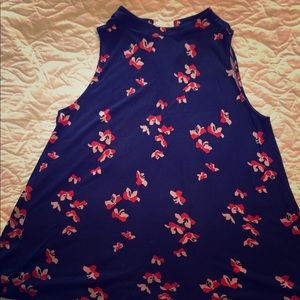 Beautiful sleeveless LOFT tank